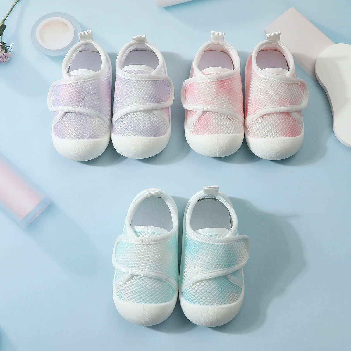 Baby Learning Walking Shoes, PU Non-Slip Soles, Soft Flat Shoes for Infants, Suitable for Indoor and Outdoor Leisure