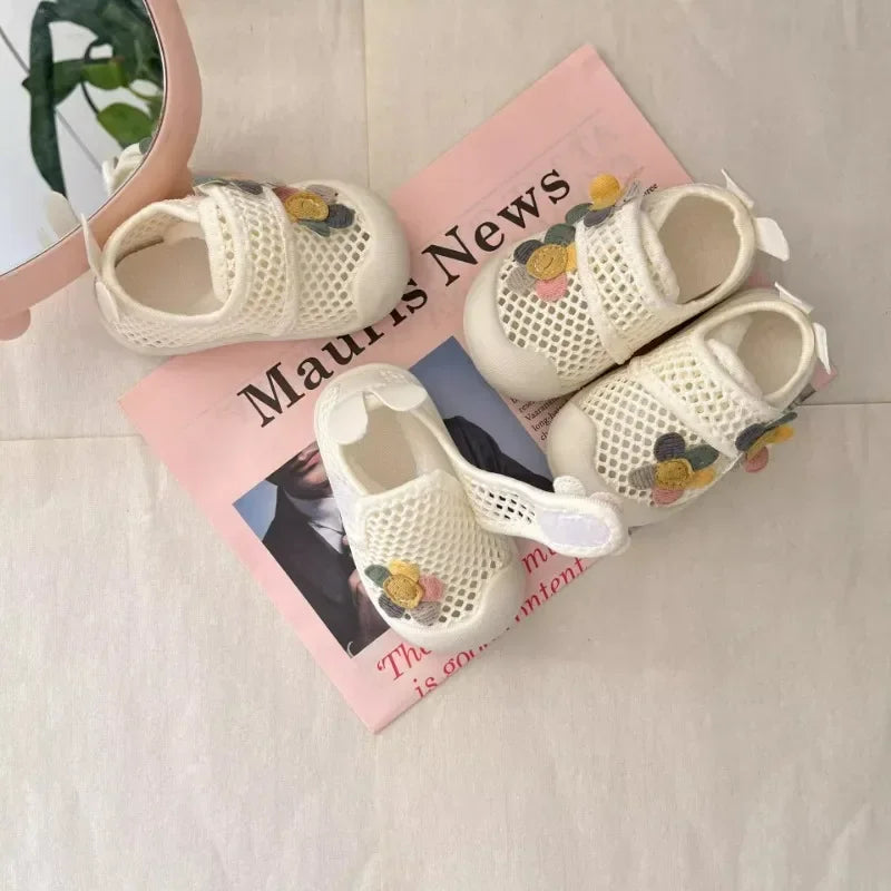 Baby Casual Shoes Toes Capped Anti-kicked 2025 Summer New Kids Walking Shoes Embroidered Flower Girls Flat Shoes Mesh Breathable