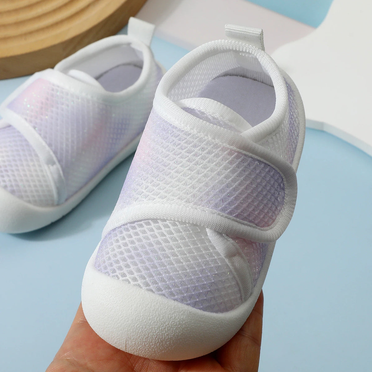 Baby Learning Walking Shoes, PU Non-Slip Soles, Soft Flat Shoes for Infants, Suitable for Indoor and Outdoor Leisure
